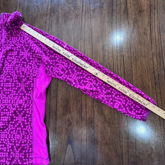 Columbia vibrant patterned 1/4 zip fleece pullover size XL (fits smaller) - Picture 14 of 15